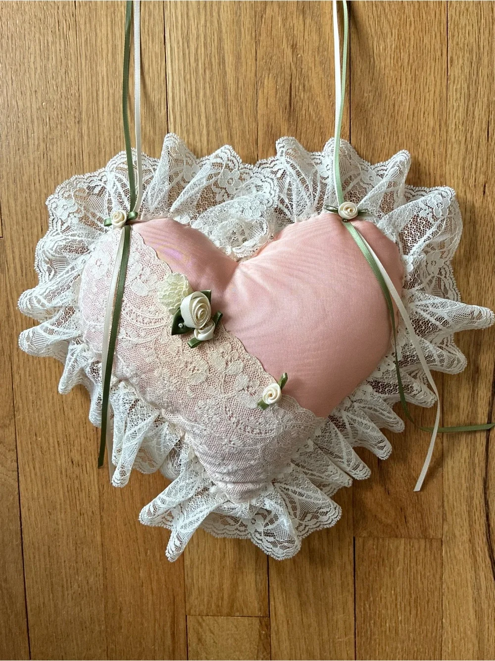 NWT Saks Fifth Avenue, Antique Blush Pink Hanging Heart Pillow, England, 1980s